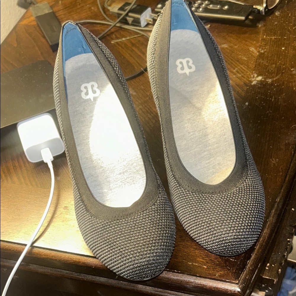 Black and Gray Knit size 9 heels